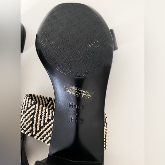 Italian Shoemakers, Made in Italy, Infamous Heeled Black Sandals, Size 8.5 - Picture 5 of 6